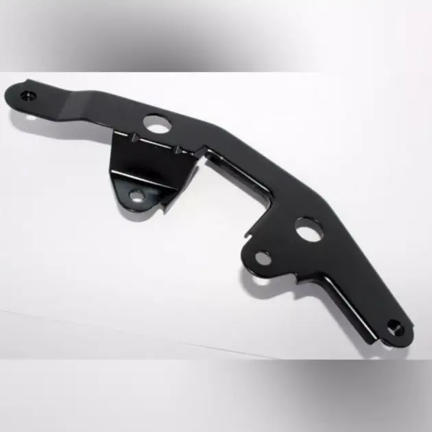 CF MOTO 150NK ON PANEL BAGLANTI BRAKETI SAG #Y1CFM4008A0051
