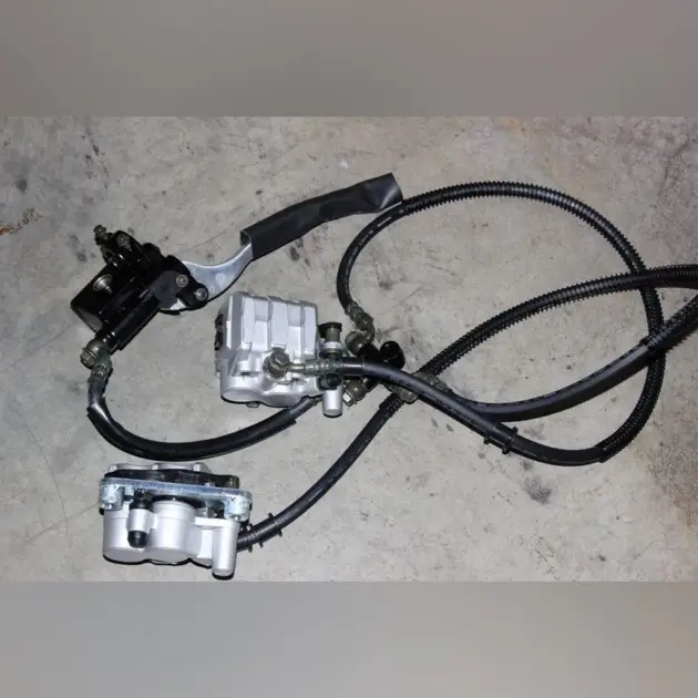 CF MOTO JETMAX 250 (EFI) ON FREN SISTEMI KOMPLE #Y4CFM4000A0329