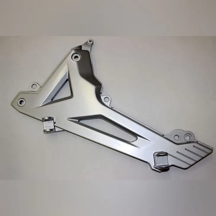 CF MOTO SD 650-T (EFI) ARKA BASAMAK BRAKETI SOL #Y4CFM4007A0109