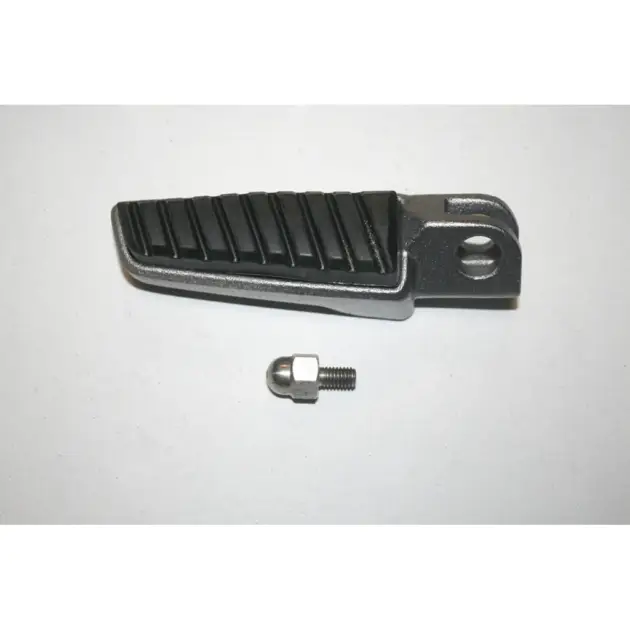 CF MOTO 150NK ON BASAMAK KOMPLE SAG #Y4CFM4008A0229