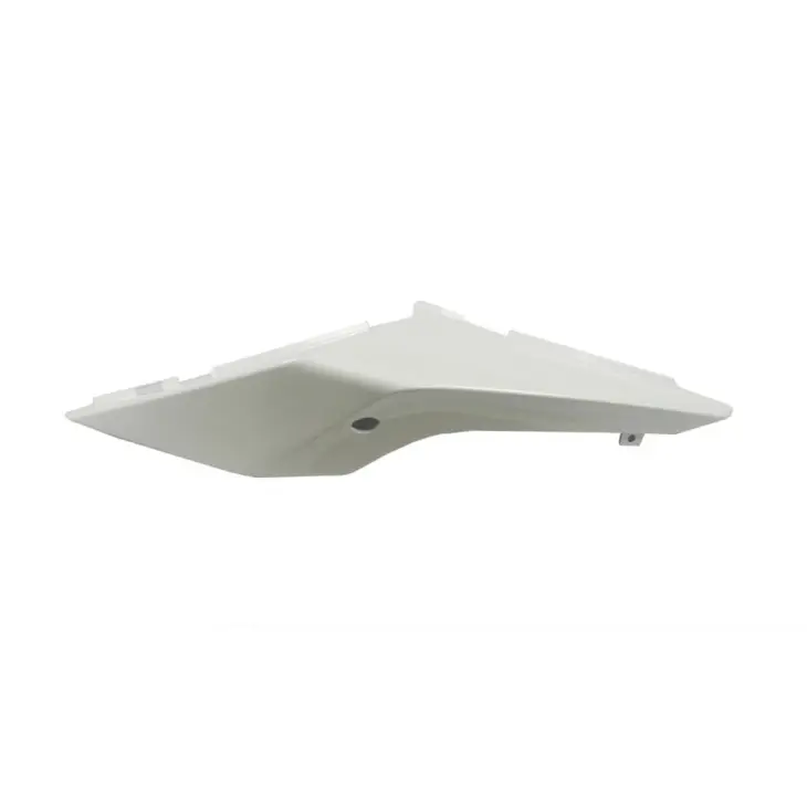 CF MOTO 400NK SELE ALTI YAN KARENAJ SOL ARKA (BEYAZ) #Y4CFM4009A0182