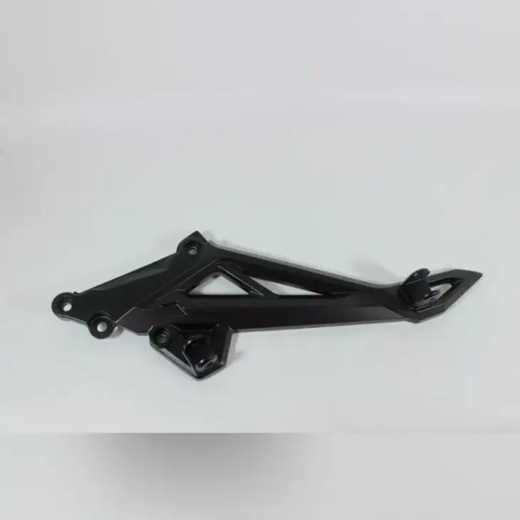 CF MOTO 650NK ARKA BASAMAK BRAKETI SOL (2022) #Y4CFM4011A0122
