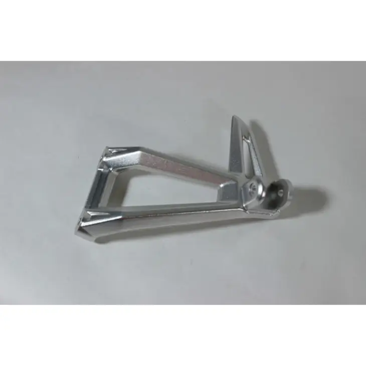CF MOTO 250NK ARKA BASAMAK BRAKETI SOL #Y4CFM4012A0110