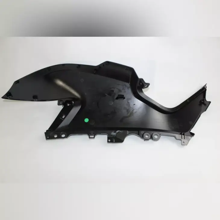 CF MOTO 800MT SPORT BENZIN DEPOSU SAG PLASTIK KAPAK (SIYAH) #Y4CFM4038A0029