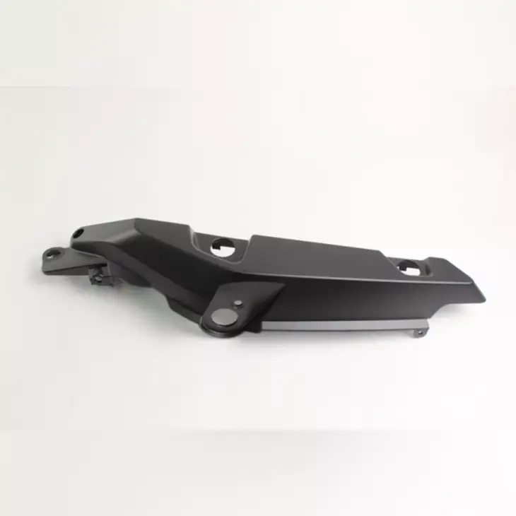 CF MOTO 800MT SPORT SELE ALTI YAN KARENAJ SAG ARKA (SIYAH) #Y4CFM4038A0052