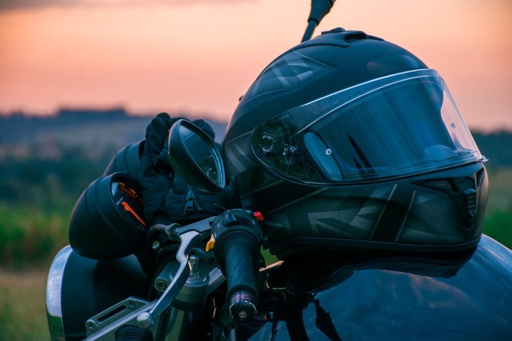 Motosiklet Kaskı Temizliği Nasıl Yapılır?