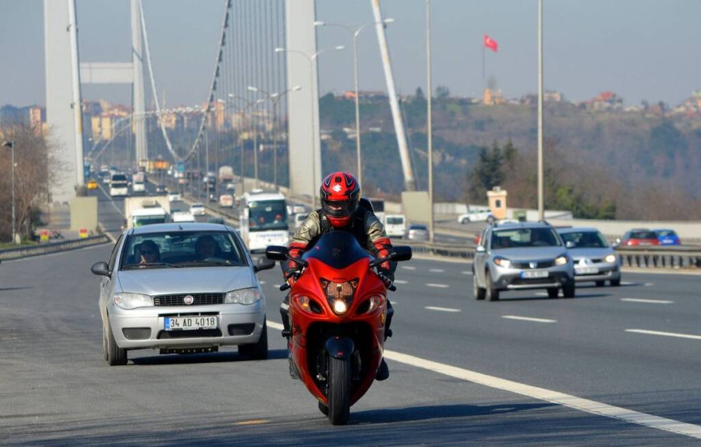 Motosiklet Kazalarından Korunmak