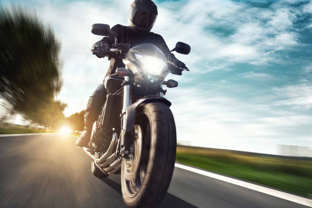 Motosiklet Yakıt Tasarrufu Nasıl Sağlanır? Ekonomik Sürüş Taktikleri Motosiklet Yakıt Tasarrufu Nasıl Sağlanır? Ekonomik Sürüş Taktikleri