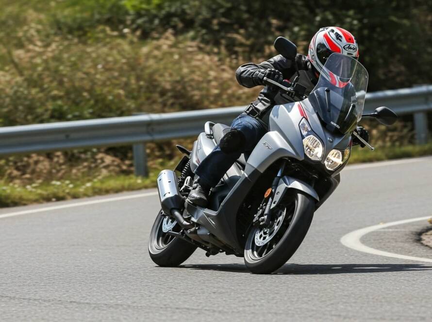 Motosiklette Doğru Viraj Alma Teknikleri Neler?