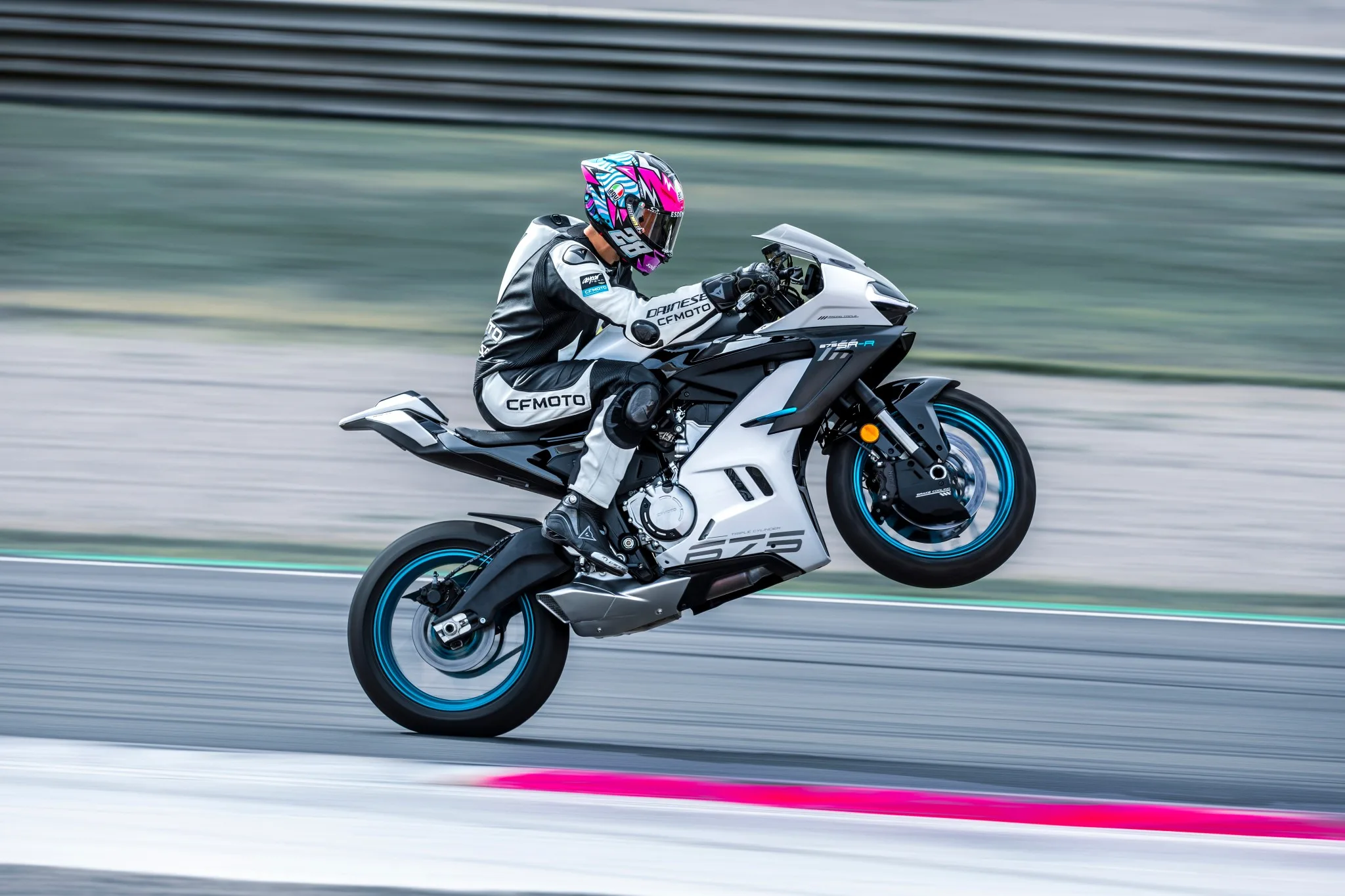CFMOTO 675SR-R