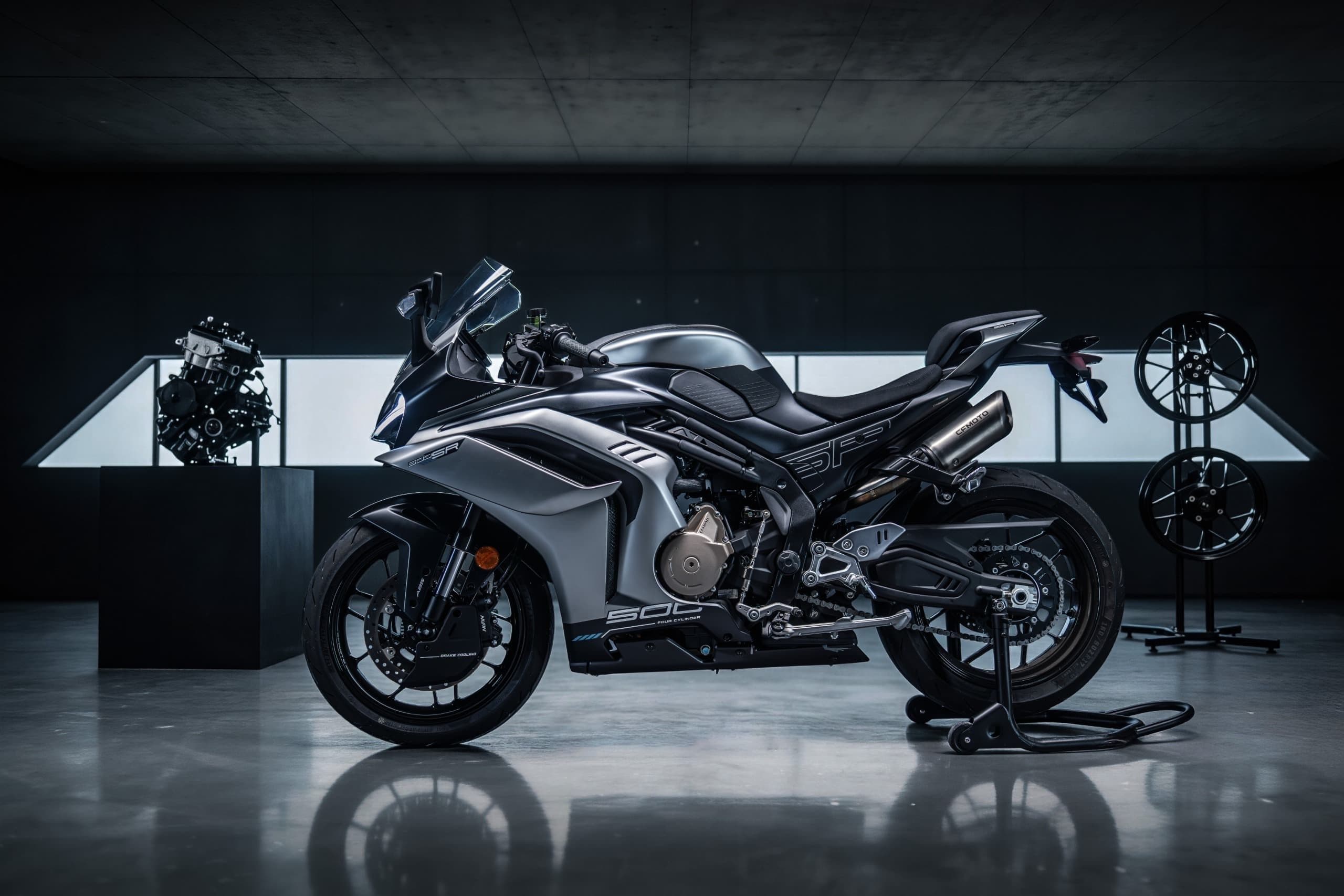 CFMOTO 500SR