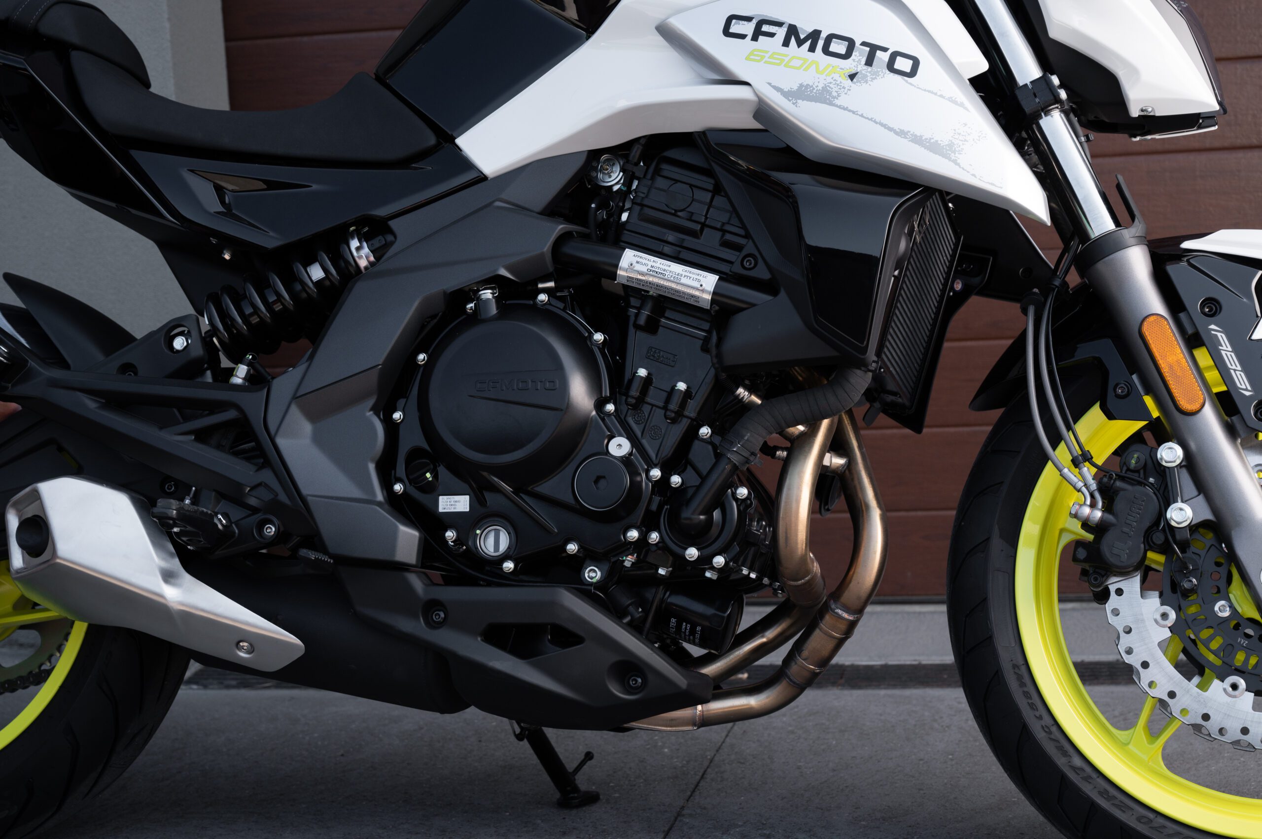CFMOTO 650NK gorsel 2
